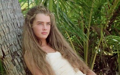 Brooke Shields - 4