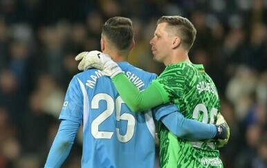 Wojciech Szczesny i Giorgi Mamardashvili