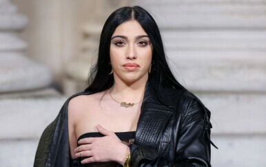 Lourdes Leon - 4