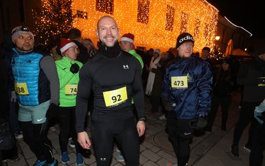 U novu godinu trkom: Novogodišnja utrka i ove godine okupila stotine sudionika