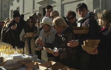 Prvi dan nove godine u znaku tradicije i veselja
