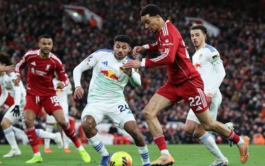 VIDEO Premierligaši otvorili godinu s dva remija: Ekitike promašio pobjedu protiv Leedsa