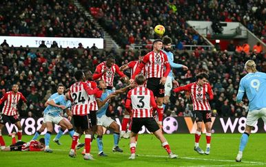 VIDEO Topovi utihnuli u Premier ligi: Obje večernje utakmice završile bez golova