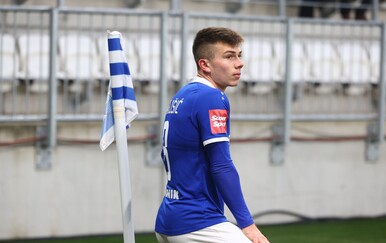 Al-Jazira ponudila četiri milijuna eura Slaven Belupu za Adriana Jagušića