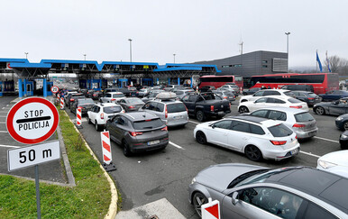 Velike gužve na granicama nakon blagdana