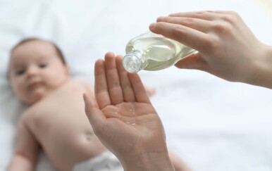 7 razloga zašto je baby ulje dobro za vašu kožu