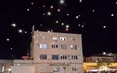 Hrvatska tvrtka tvrdi: novogodišnja predstava dronovima u Budvi namjerno sabotirana