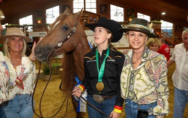 Dirljiva čestitka za 57. rođendan legendarnog Schumachera: Kći ganula obožavatelje obiteljskom fotografijom