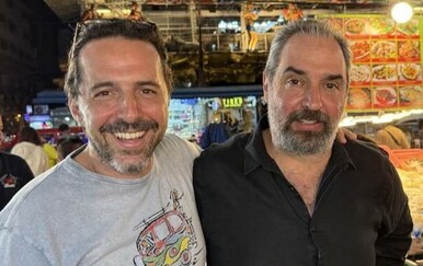 Glumačko iznenađenje na drugom kraju svijeta: Enes Vejzović i Filip Juričić susreli se u Tajlandu!