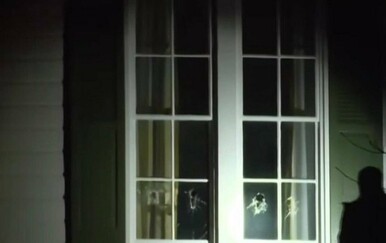 Napad na dom JD Vancea!