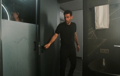 Tajne prošlosti: Ušao je u kupaonicu misleći da je sam - sekundu kasnije nastala je panika