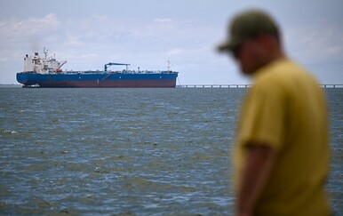Tankeri s venezuelskom naftom probijaju Trumpovu blokadu