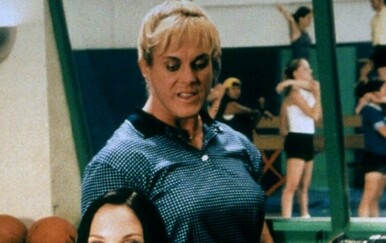 Preminula je Jayne Trcka