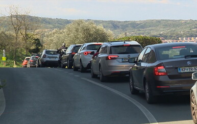 Slovenci ukinuli vinjetu na dionici Škofije - Kopar