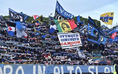 Na utakmici Serie A osvanula poruka za Donalda Trumpa