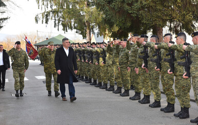 Oglasio se Milanović o slanju vojnika u Ukrajinu: "Hrvatski vojnici u tome neće sudjelovati"