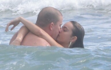 Channing Tatum i Inka Williams snimljeni u strastvenom zanosnu na plaži