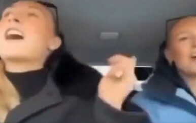 Mozak na pašu: Snimanje za TikTok završilo prometnom nesrećom, pogledajte samo taj nemar