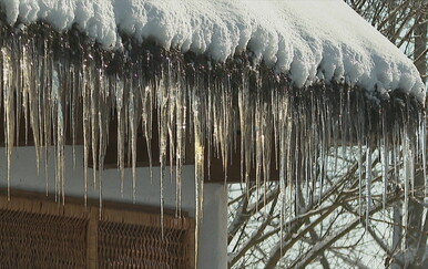 Crveni meteoalarm u Osijeku zbog leda i ledene kiše
