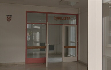 Građani teška srca puštaju rodilište koje je zatvorilo svoja vrata, gradonačelnik: "Time se oduzima pravo rađanja u Sinju i to je izravan udar..."