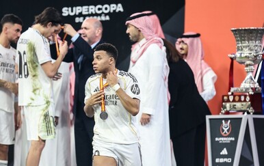 VIDEO Svi bruje o Mbappéovoj gesti nakon poraza u finalu Superkupa