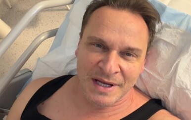 Enis Bešlagić podijelio snimku iz bolnice