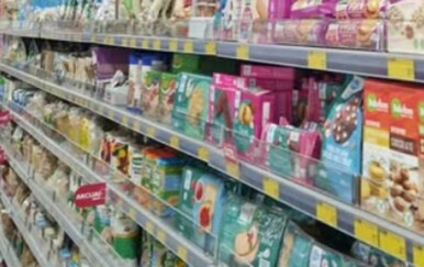 Bolje vrabac u ruci nego golub na polici trgovine! Bizarna scena nasmijala domaću publiku