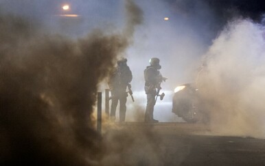 Agent ICE-a upucao muškarca iz Minneapolisa, izbili novi neredi