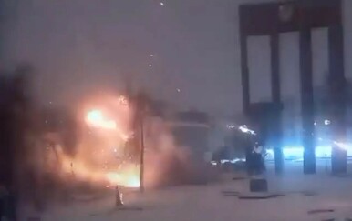 Dron se srušio u blizini stambenih zgrada, muškarac oduševio potezom