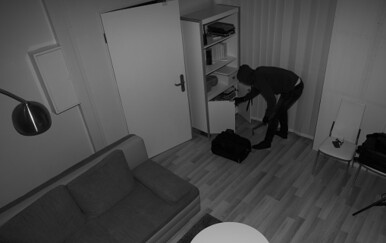 S dvojicom provalila u kuću i ukrala sef s novcem i nakitom vrijednima 250.000 eura