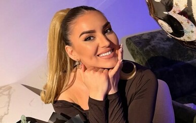 Antonija Čerkez proslavila 30. rođendan uz tortu i raskošan buket crvenih ruža