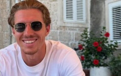 Evo tko je Hercegovka koja je osvojila srce Kristijanu Jakiću, šuška se da su se zaručili