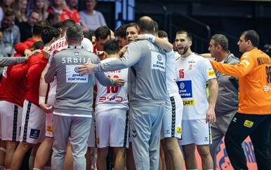 Srpskoj rukometnoj reprezentaciji nakon gola svira pjesma "Samo pijan mogu da prebolim"