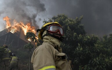Čile proglasio stanje katastrofe u dvjema regijama zbog razornih požara
