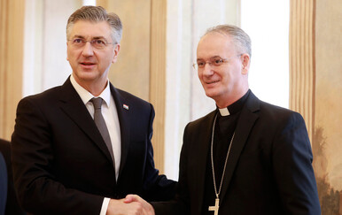 Andrej Plenković i biskupi o obnovi crkava, demografiji i socijalnim pitanjima
