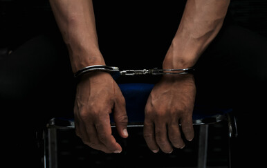 U Zagrebu uhićen muškarac zbog iznude i prijetnji