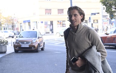 Jakić demantirao da se bizarno ozlijedio, evo što se zapravo dogodilo