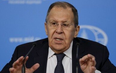 Lavrov kaže da Britanija više ne bi trebala u nazivu imati riječ ​​'Velika'
