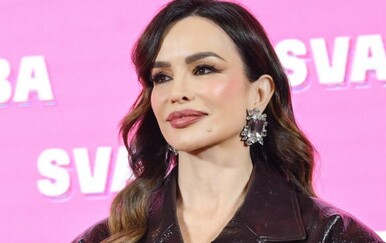 Severina na premijeru filma ''Svadba'' došla sa skupocjenom torbicom