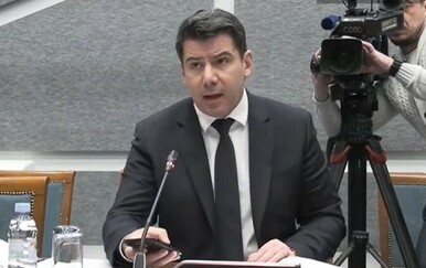 Jeftine finte i trgovanje u Saboru: Upitna sjednica Odbora