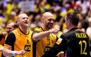 Švedski junak u prvom poluvremenu nije dobio ni minute, a onda nas je u drugom uništio