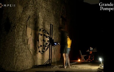 Digitalni skenovi otkrivaju nove ljubavne poruke i skice na drevnom zidu Pompeja