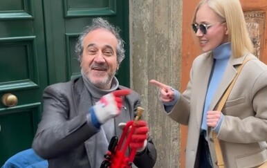 Jelena Rozga zapjevala je na ulicama Rima