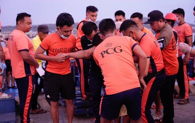 Potonuo trajekt na Filipinima, deseci mrtvih i nestalih