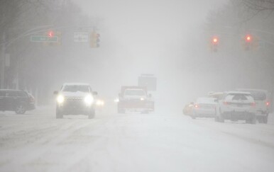 Snažna snježna oluja zahvatila SAD: "Opasnost se ne može se precijeniti"