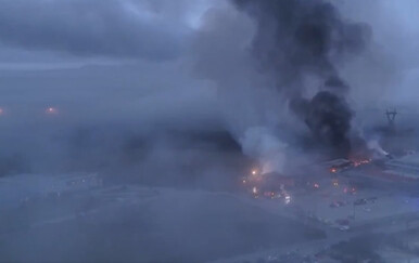 Požar u tvornici hrane u Grčkoj