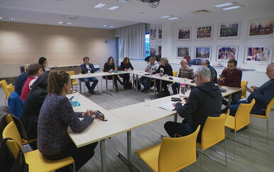 Sindikati s Vladom ponovno pregovaraju o povećanju plaća