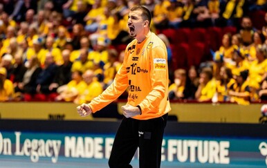 Obrana godine Mateja Mandića! Gol je bio prazan, a onda show hrvatske planine!