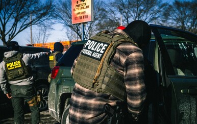 Ekvador tvrdi da je agent ICE-a pokušao ući u konzulat u Minneapolisu