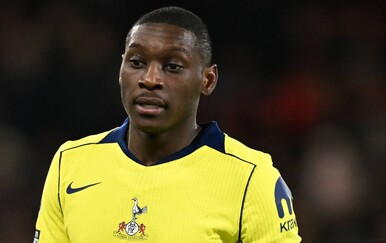 FOTO Tottenhamova zvijezda razbila Ferrarija na putu prema aerodromu